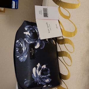 Kate Spade, navy makeup bag.with tags.